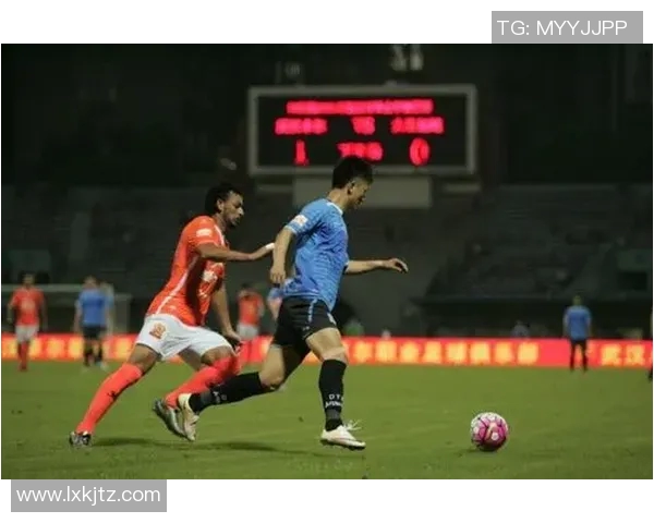 大连超越迎战北京人和争夺中甲联赛关键三分的激烈对决